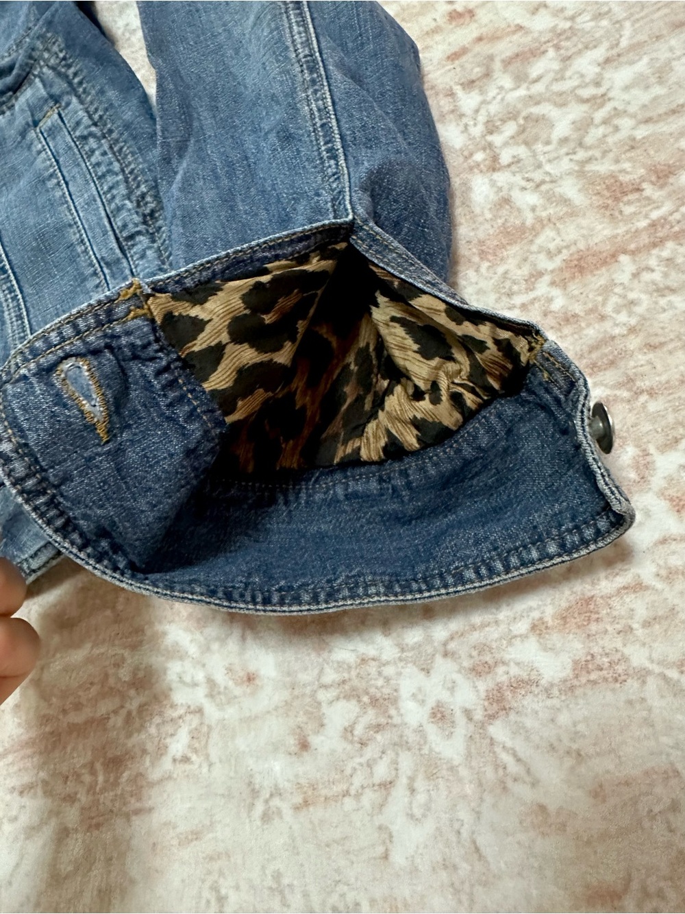 Vintage Dolce & Gabbana Jean Jacket With 🐆  Leopard Lining - Sz 40 - Picture 11 of 16